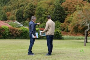 terrain à vendre 38 - viviant terrains - aménageur foncier en Isère - visite d'un terrain