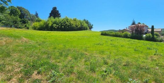 Terrain Vienne – Les Hauts d’Arélis aux Côtes-d’Arey